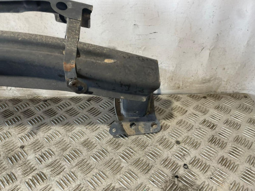 REFUERZO PARAGOLPES DELANTERO 
