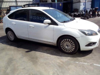 FORD FOCUS BERLINA (CB4)