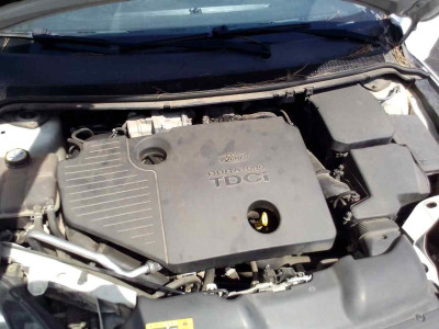 FORD FOCUS BERLINA (CB4)