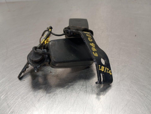  ENGANCHE CINTURON TRASERO CENTRAL Mercedes-Benz CLASE E (BM 212) FAMILIAR 