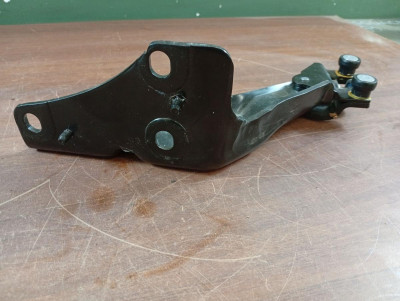 SOPORTE / GUIA PUERTA CORREDERA