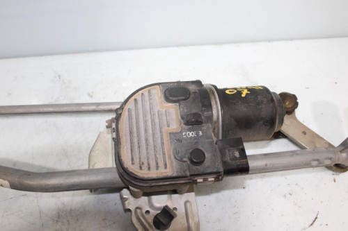 MOTOR LIMPIA DELANTERO 