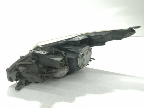  FARO DERECHO TOYOTA AVENSIS CROSS SPORT (T27) 