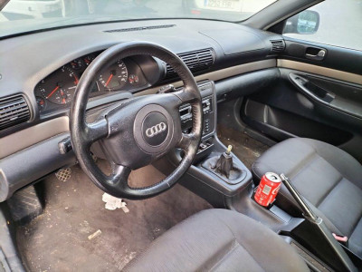 AUDI A4 BERLINA (B5)
