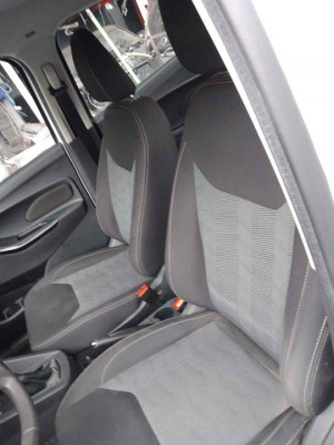 FORD KA+ (CDU)