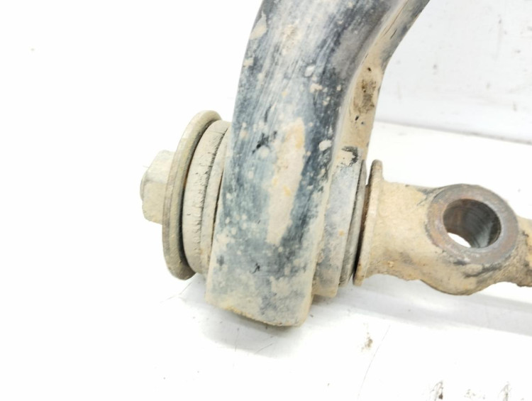 BRAZO SUSPENSION SUPERIOR DELANTERO IZQUIERDO