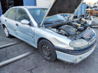 RENAULT LAGUNA (B56)