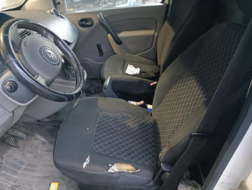 RENAULT KANGOO II (F/KW0) — vehículo donante para recambios 