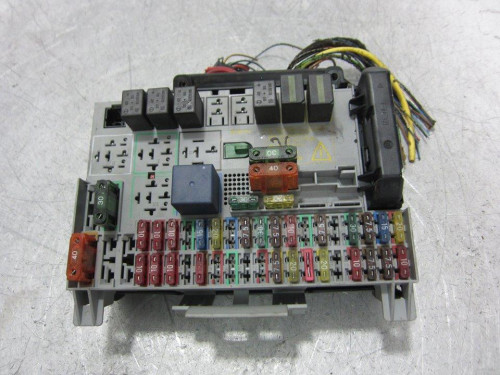  CAJA RELES / FUSIBLES Opel ASTRA G BERLINA 