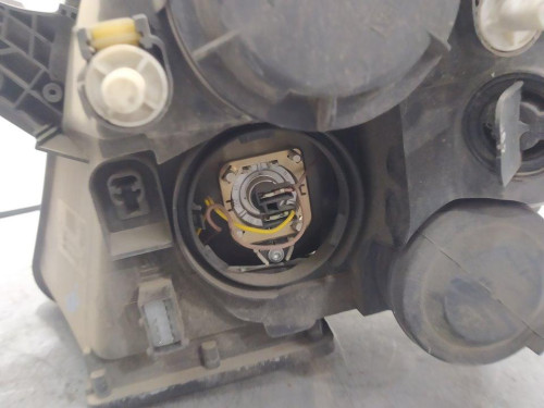  FARO DERECHO OPEL MERIVA 