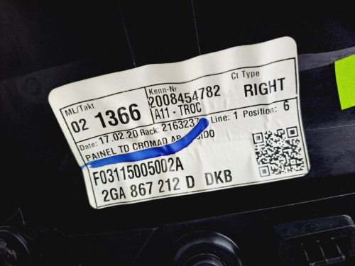 GUARNECIDO PUERTA TRASERA DERECHA VOLKSWAGEN T-ROC (A11) 