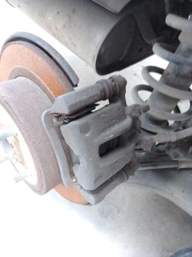 PINZA DE FRENO TRASERA DERECHA Toyota COROLLA (E12) 