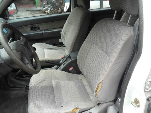  NISSAN PICKUP (D22) 