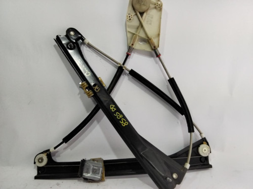 ELEVALUNAS DELANTERO DERECHO VOLKSWAGEN POLO V (6R1) 