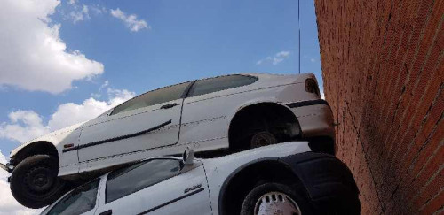 BMW SERIE 3 COMPACTO (E36) — vehículo donante para recambios 