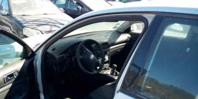 VOLKSWAGEN PASSAT BERLINA (3B2)