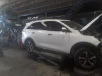 KIA SORENTO (UM)