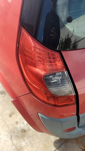 PILOTO TRASERO IZQUIERDO Renault Scenic II (JM)(2003->) Renault Scenic II (JM)(2003->) 