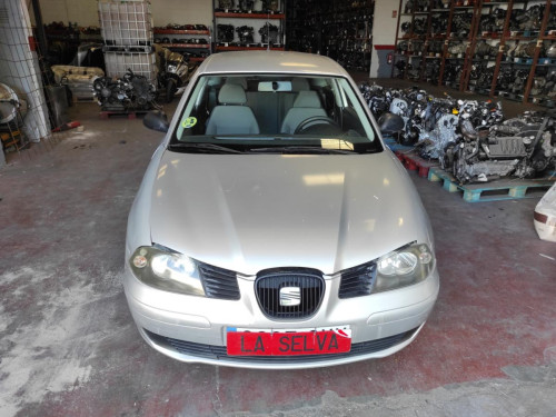 SEAT IBIZA (6L1) — vehículo donante para recambios 