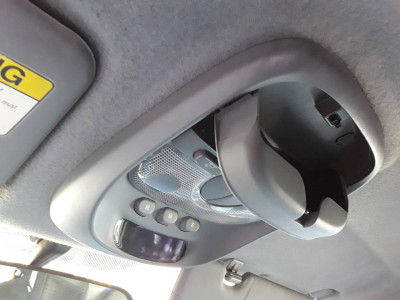 LUZ INTERIOR, Kia, CARENS (RS)