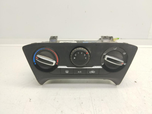  MANDO CALEFACCION / AIRE ACONDICIONADO Hyundai I20 (GB) 