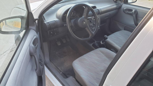  OPEL CORSA B 