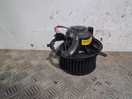 MOTOR CALEFACCION 
