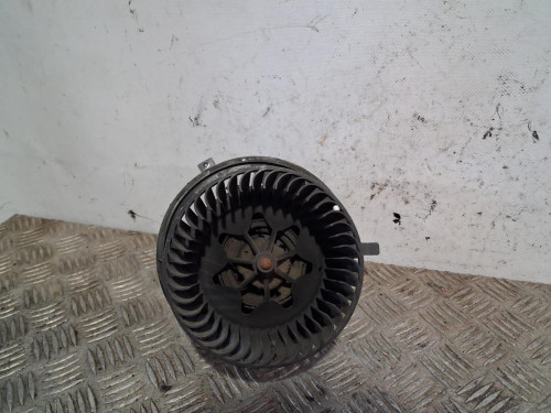 MOTOR CALEFACCION 