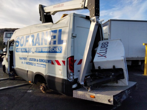  IVECO DAILY FURGON 