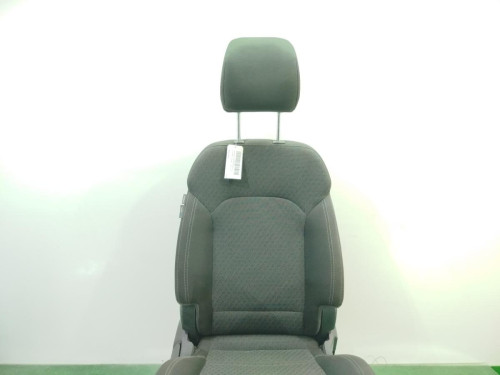 ASIENTO DELANTERO DERECHO Kia CARENS (RP) 