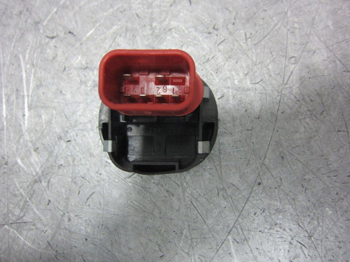 MANDO ELEVALUNAS DELANTERO DERECHO Ford FIESTA (CBK) 