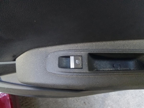  MANDO ELEVALUNAS TRASERO DERECHO Renault CAPTUR II 