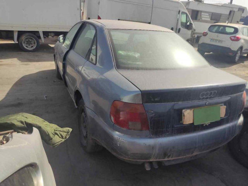  AUDI A4 BERLINA (B5) 