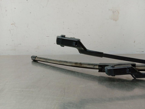 BRAZO LIMPIA DELANTERO DERECHO VOLKSWAGEN PASSAT BERLINA (3G2) 