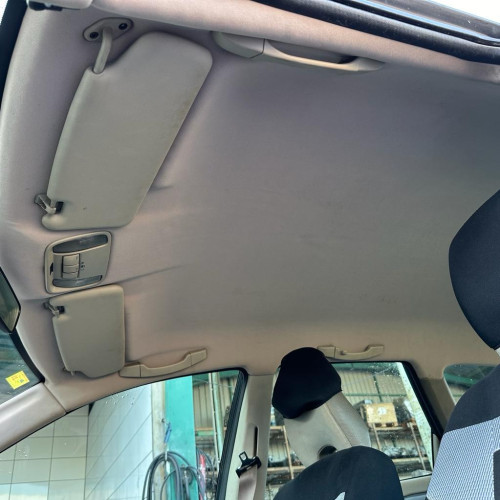 VOLVO V40 FAMILIAR de segunda mano