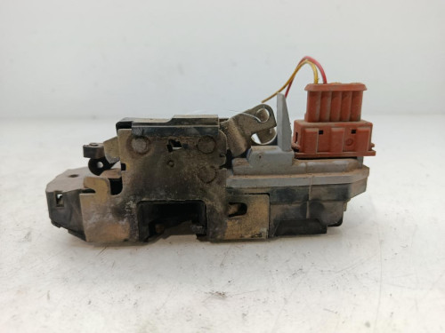 CERRADURA PUERTA TRASERA DERECHA Peugeot 306 3/5 PT. / 4 PT. (S2) 