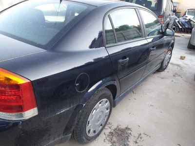 OPEL VECTRA C BERLINA