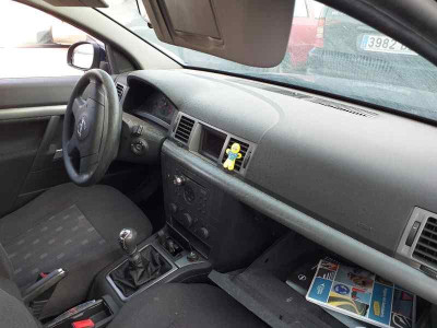 OPEL VECTRA C BERLINA