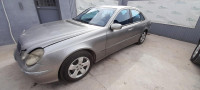 MERCEDES-BENZ CLASE E (BM 211) BERLINA