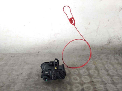 TAPA EXTERIOR COMBUSTIBLE AUDI A4 BERLINA (8K2) 
