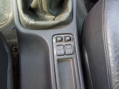  MANDO ELEVALUNAS CENTRAL VOLVO S40 BERLINA 