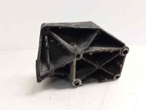SOPORTE ALTERNADOR IVECO DAILY FURGÓN 