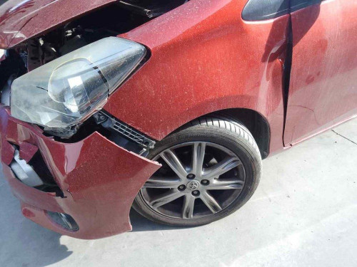 AMORTIGUADOR DELANTERO IZQUIERDO TOYOTA YARIS (KSP1/NLP1/NSP1) 