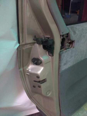 PUERTA TRASERA IZQUIERDA, KIA, CARNIVAL II (FL)