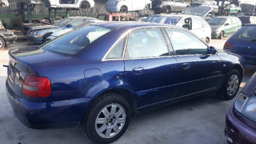  AUDI A4 BERLINA (B5) 