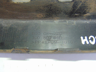 MOLDURAS DELANTERAS, VOLKSWAGEN, PASSAT BERLINA (3C2)