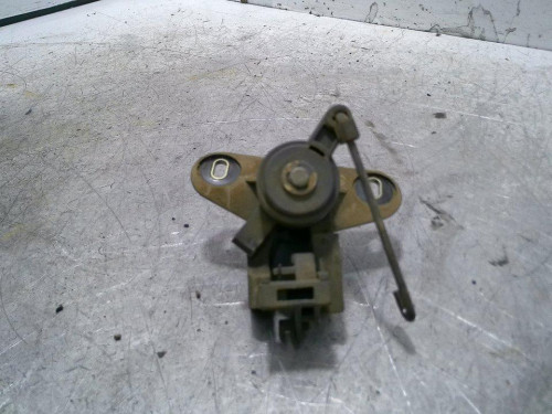  BOMBIN PORTON TRASERO OPEL VECTRA B BERLINA 