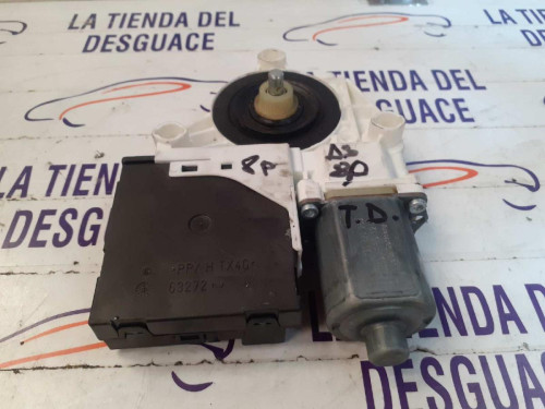  MOTOR ELEVALUNAS TRASERO DERECHO 