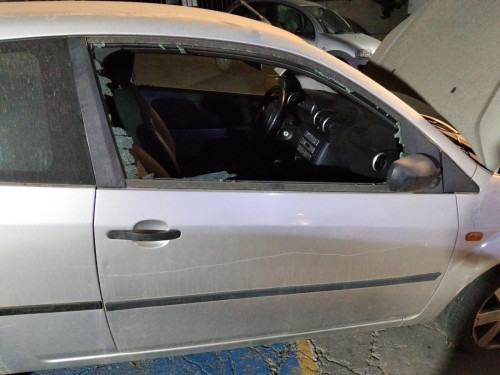 PUERTA DELANTERA DERECHA Ford FIESTA (CBK) 