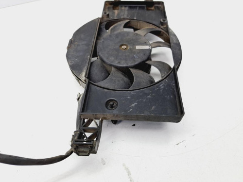 ELECTROVENTILADOR FORD FOCUS BERLINA (CB8) 
